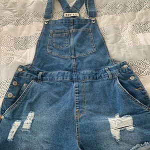 Boutique jean overall shorts
